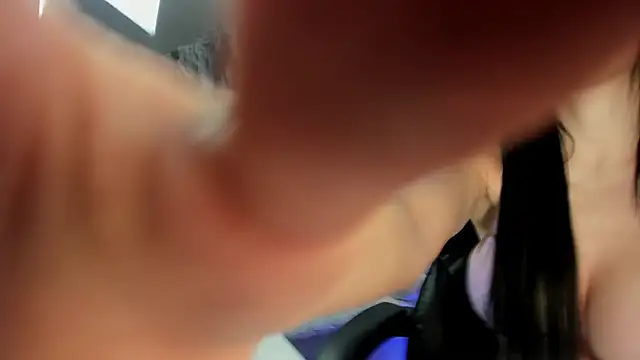 Ivy Bellee online show from 02.02.26