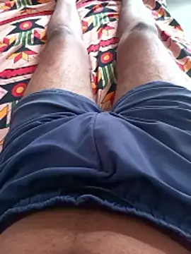 Snapshot of HotteboyShubh chatting on 01.14.26 HotteboyShubh online show from 01.14.26