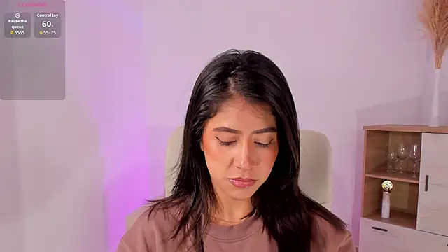 Snapshot of Sussan_Monroe chatting on 01.18.26 Sussan Monroe online show from 01.18.26