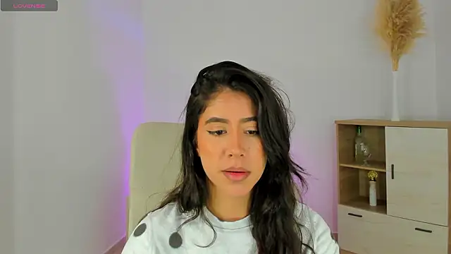 Snapshot of Sussan_Monroe chatting on 02.02.26 Sussan Monroe online show from 02.02.26