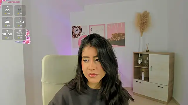 Snapshot of Sussan_Monroe chatting on 02.20.26 Sussan Monroe online show from 02.20.26