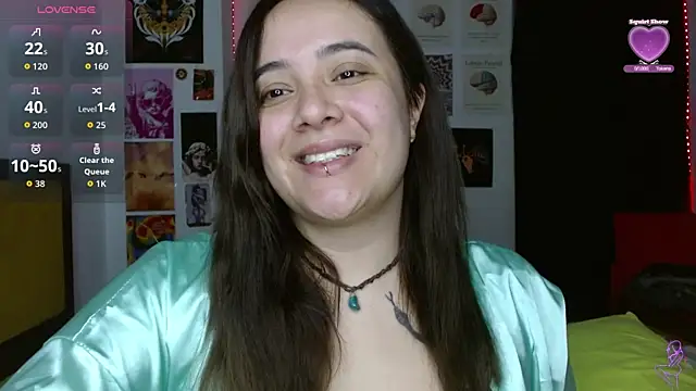 Snapshot of Nova-Satela chatting on 05.25.26 Nova-Satela online show from 05.25.26