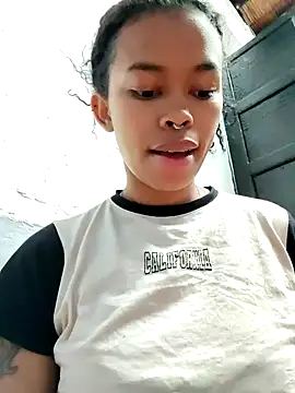 shenna brunette online show from 03.06.26