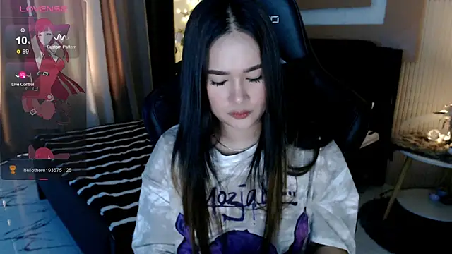 Snapshot of simplykhate chatting on 01.17.26 simplykhate online show from 01.17.26