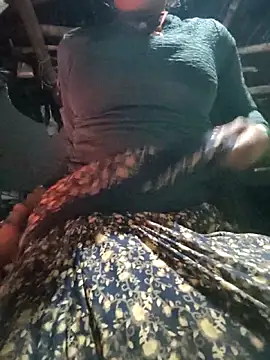 Snapshot of Queen_chayna chatting on 02.01.26 Queen chayna online show from 02.01.26