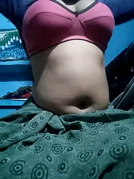 Snapshot of Queen_chayna chatting on 03.12.26 Queen chayna online show from 03.12.26