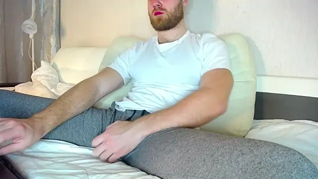 LorenzoLux online show from 03.10.25