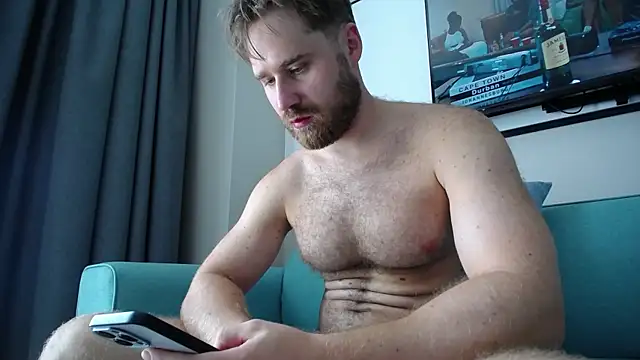 Snapshot of LorenzoLux chatting on 03.23.26 LorenzoLux online show from 03.23.26