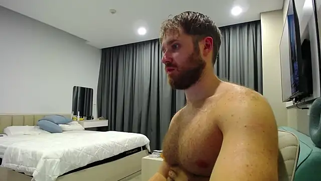 Snapshot of LorenzoLux chatting on 04.16.26 LorenzoLux online show from 04.16.26