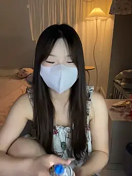  xiaoxinxin  online show from 07.05.26