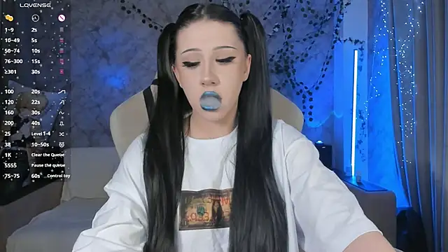 Necucubi02 online show from 06.22.26
