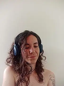 Dirty Pink online show from 02.16.26