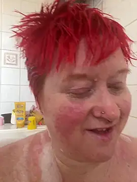 BustyRedxx online show from 03.31.26