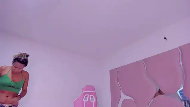 Snapshot of sharithasm chatting on 02.25.26 sharithasm online show from 02.25.26