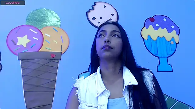 skinnysexzara18 online show from 03.01.26