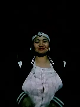 Snapshot of valerle chatting on 01.08.26 valerle online show from 01.08.26