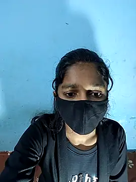 HotxAnamika online show from 01.07.26