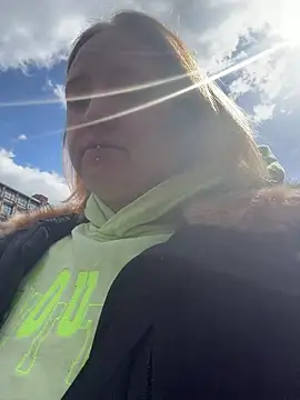 Spatgirl online show from 04.19.26