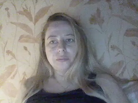 Snapshot of Miralisse chatting on 02.27.26 Miralisse online show from 02.27.26