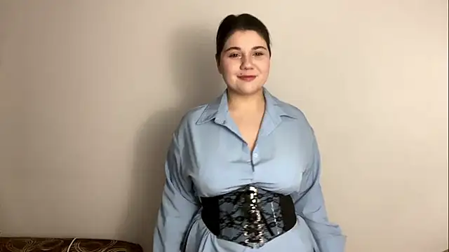 LunaBlakes online show from 02.10.26