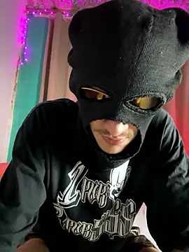 Snapshot of SweetCumshot chatting on 01.11.26 SweetCumshot online show from 01.11.26