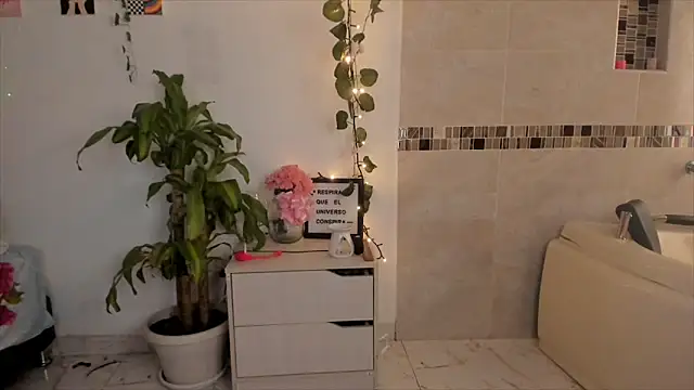 Pisces angel online show from 04.01.26