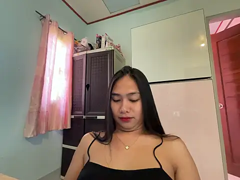 Mira Janee online show from 02.02.26