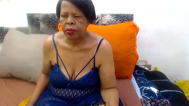 Snapshot of SEXY_MATURExx chatting on 03.20.26 SEXY MATURExx online show from 03.20.26