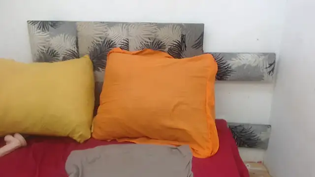 Snapshot of SEXY_MATURExx chatting on 03.25.26 SEXY MATURExx online show from 03.25.26