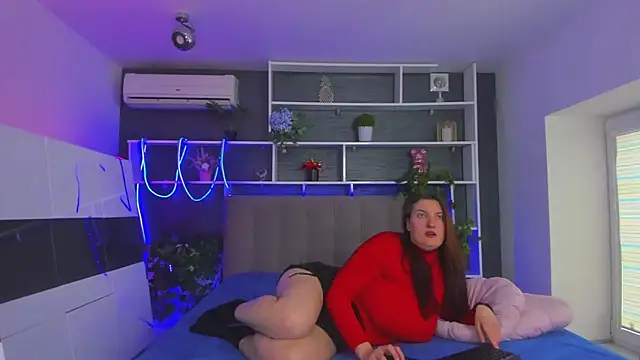 StephieRousee online show from 03.19.26