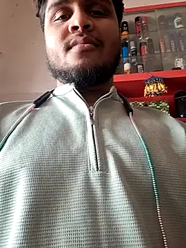 RaiStarrrr0-9 online show from 01.10.26