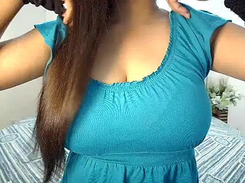 Snapshot of Secret_Sarikaa chatting on 04.23.26 Secret Sarikaa online show from 04.23.26