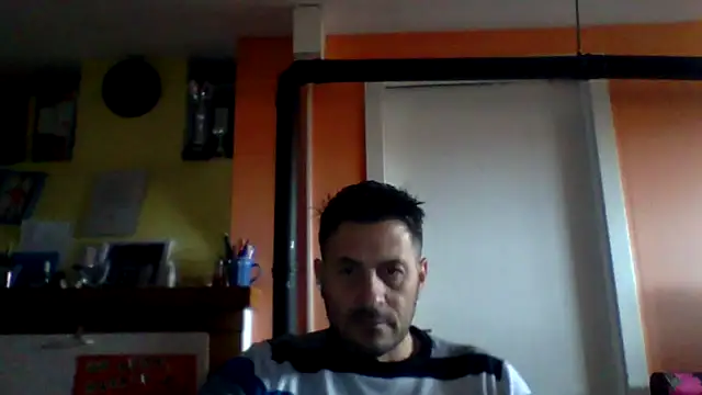 Snapshot of colosone chatting on 12.19.25 colosone online show from 12.19.25