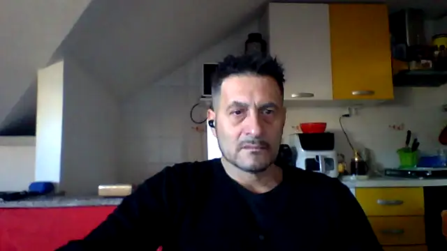 Snapshot of colosone chatting on 01.14.26 colosone online show from 01.14.26