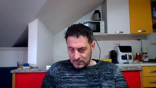 Snapshot of colosone chatting on 02.12.26 colosone online show from 02.12.26