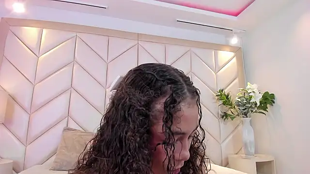 CamilaCastillo online show from 03.11.26