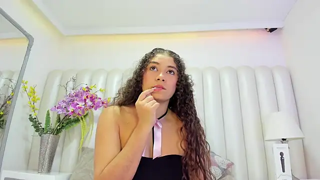 CamilaCastillo online show from 04.16.26