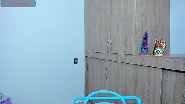 emilywilliis online show from 05.19.26