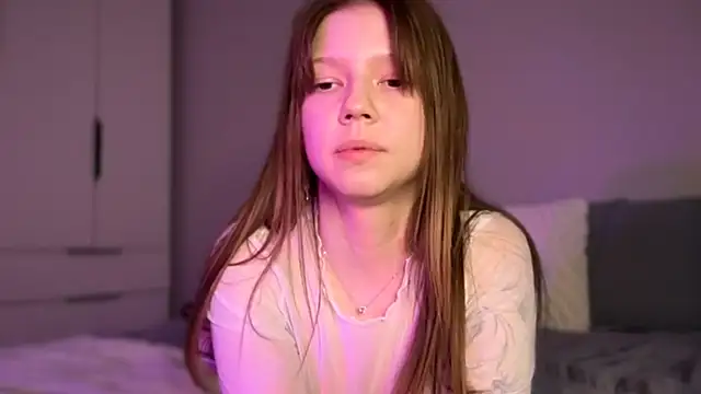 Snapshot of karalinhks chatting on 02.28.26 karalinhks online show from 02.28.26