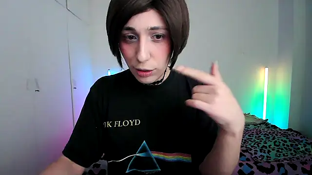 Snapshot of HoneyValentine chatting on 02.12.26 HoneyValentine online show from 02.12.26