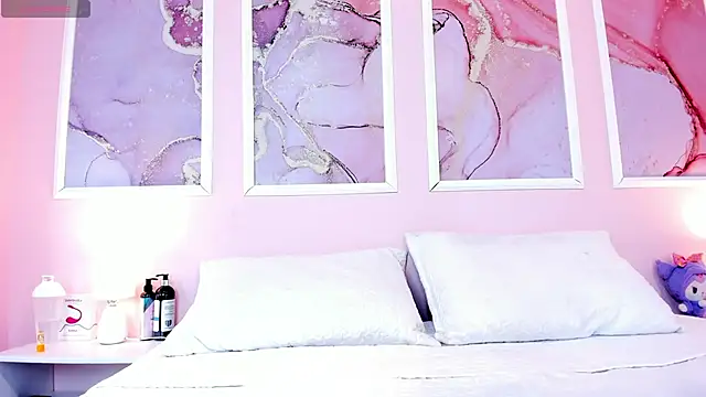 Katteyes   online show from 01.13.26