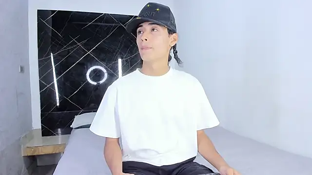 Treyk king online show from 01.17.26