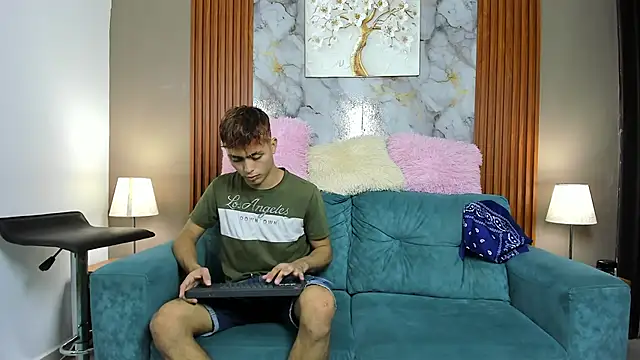 AVENGER BOYS2026 online show from 02.18.26