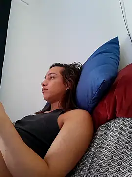 ofjuliaa online show from 04.11.26