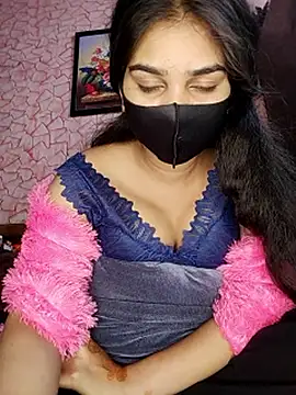Snapshot of babydoll7172 chatting on 02.17.26 babydoll7172 online show from 02.17.26
