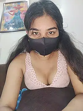 Snapshot of babydoll7172 chatting on 06.27.26 babydoll7172 online show from 06.27.26