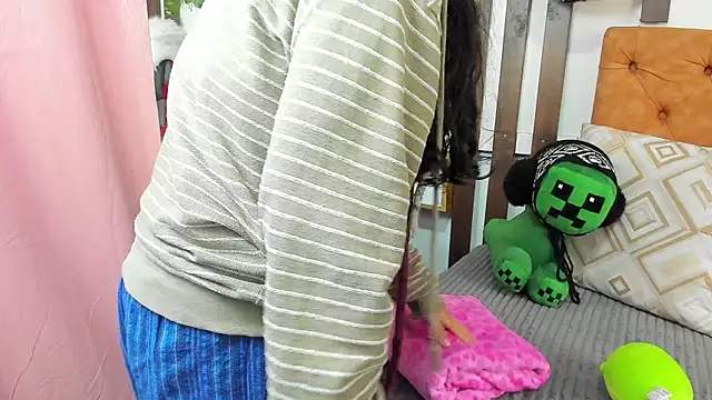 MeowMota  online show from 07.21.26