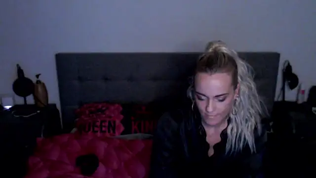 missconly online show from 01.11.26