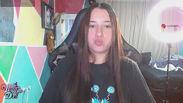 Mysticdooll69 online show from 05.17.26