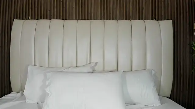 KatheOlson online show from 02.16.26